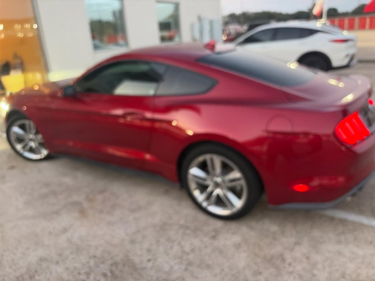 Ford Mustang EcoBoost Premium Coupe 2020