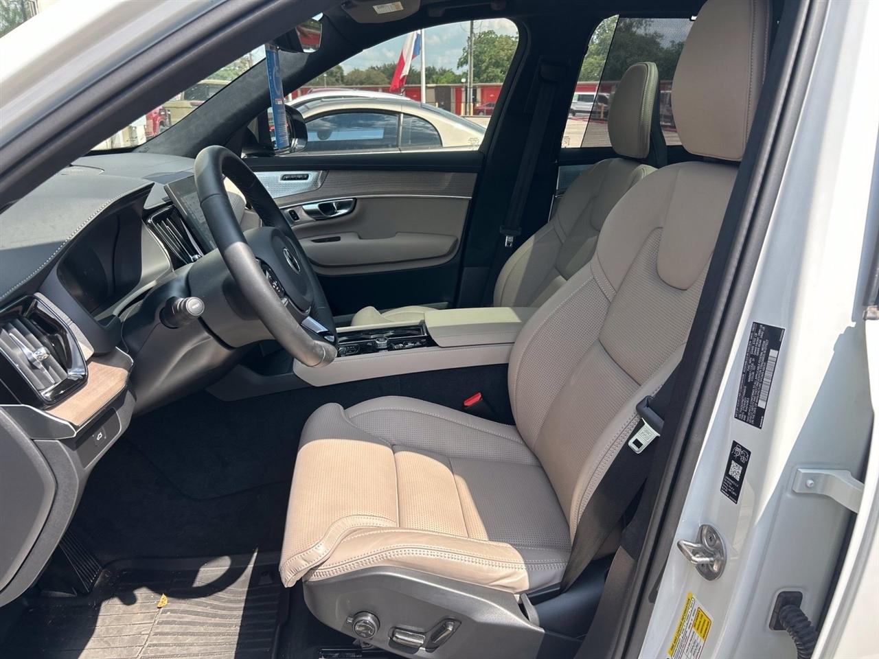 Volvo XC90 B6 Ultra Dark 2026