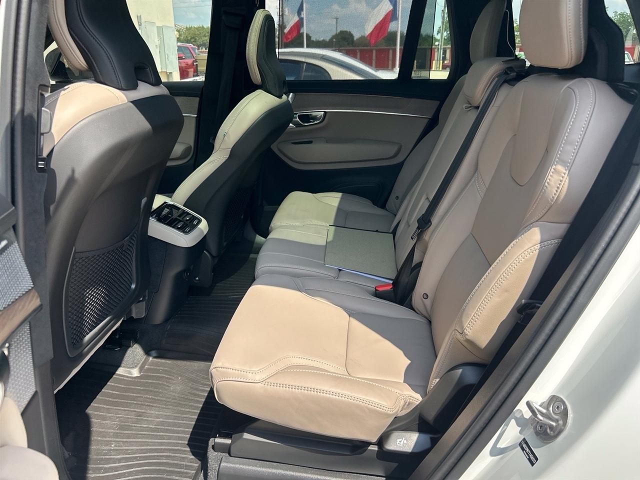 Volvo XC90 B6 Ultra Dark 2026