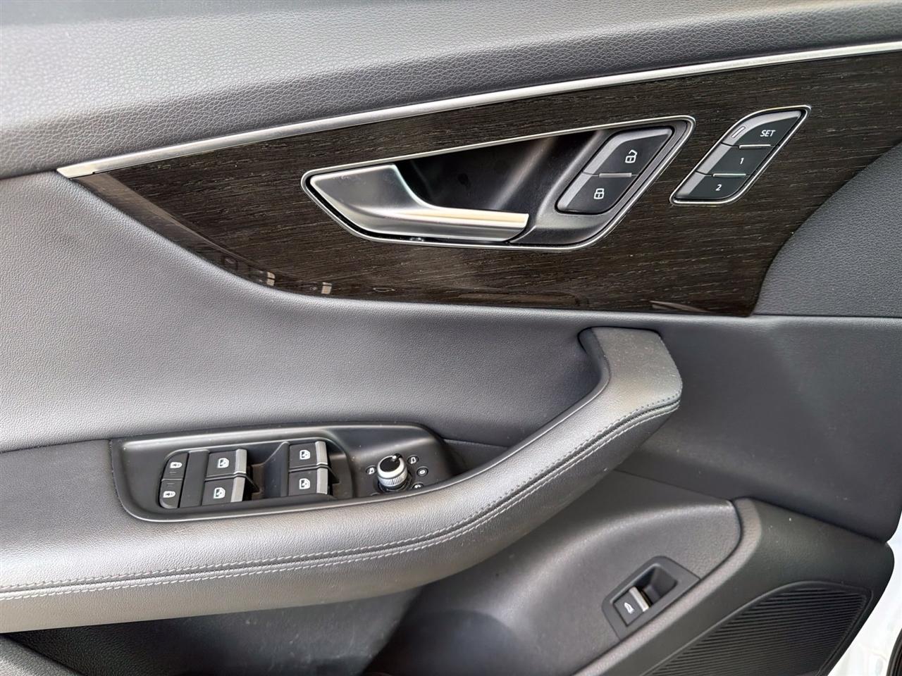 Audi Q7 Premium Plus 55 TFSI quattro 2023