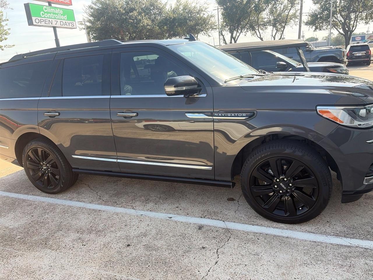 Lincoln Navigator Black Label 4WD 2023
