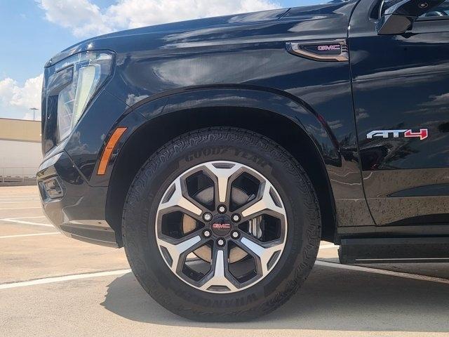 GMC Yukon AT4 Ultimate 4WD 2025