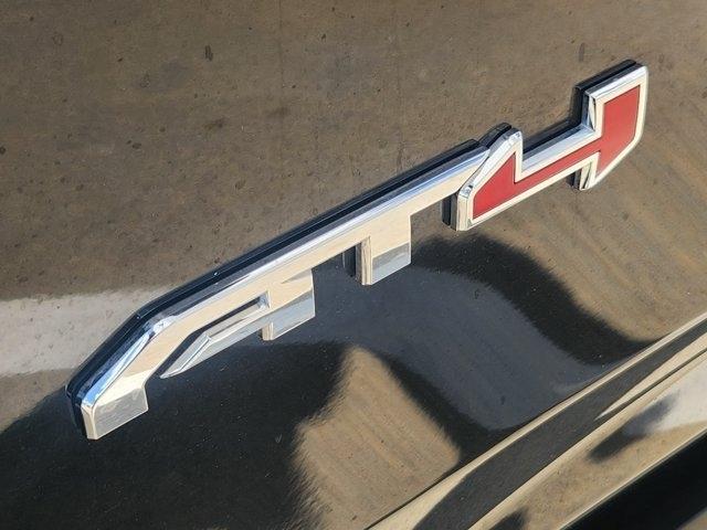 GMC Yukon AT4 Ultimate 4WD 2025