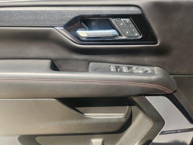 GMC Yukon AT4 Ultimate 4WD 2025