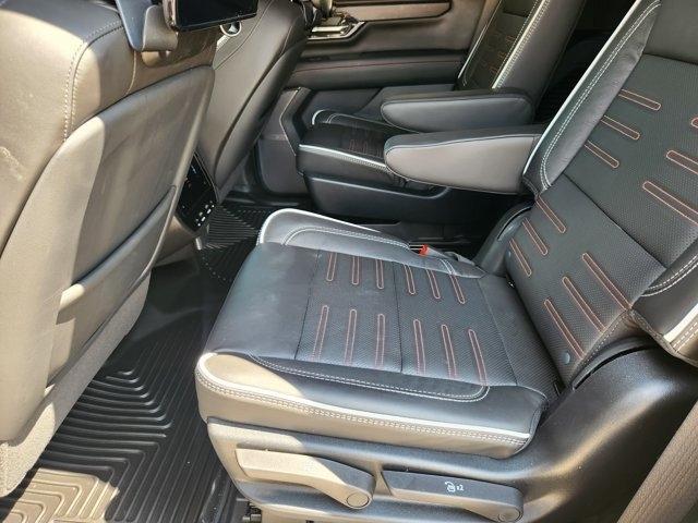 GMC Yukon AT4 Ultimate 4WD 2025
