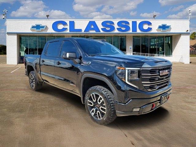 2024 GMC Sierra 1500 AT4 Crew Cab 4WD