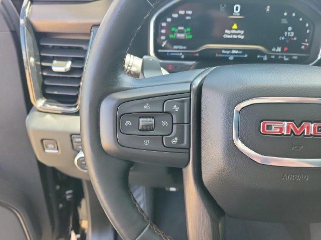 GMC Sierra 1500 AT4 Crew Cab 4WD 2024