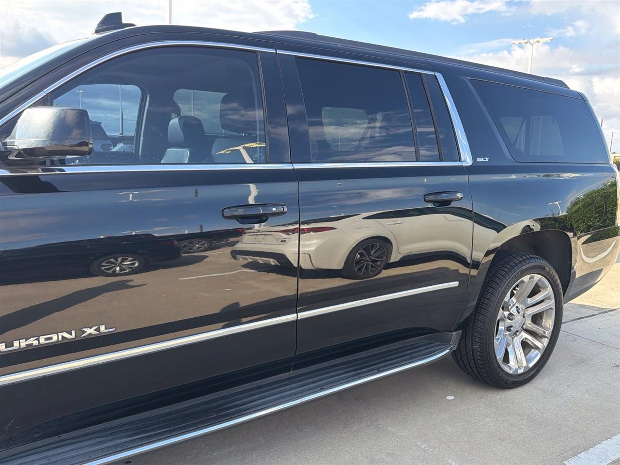 GMC Yukon XL SLT 4WD 2018