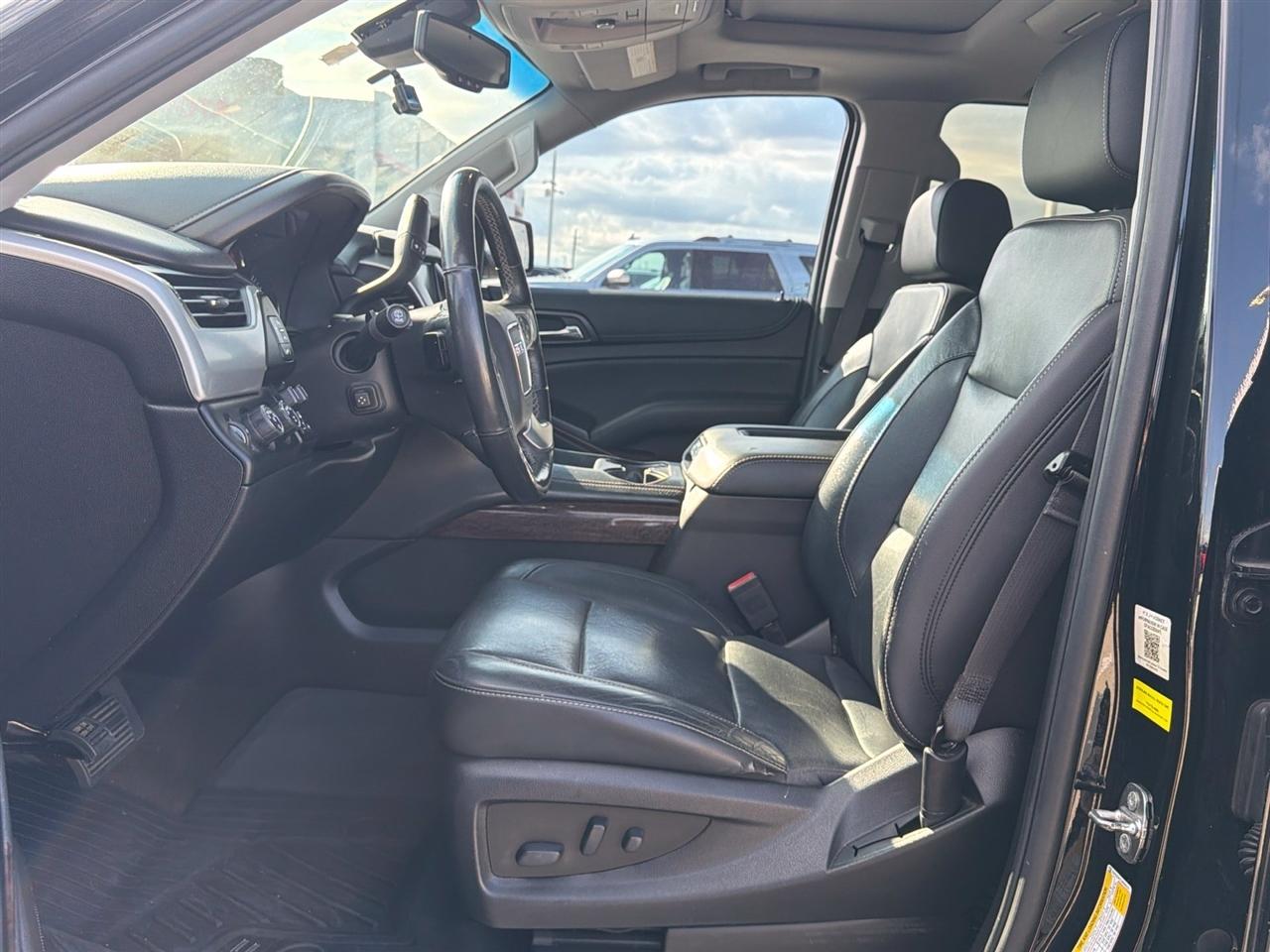 GMC Yukon XL SLT 4WD 2018