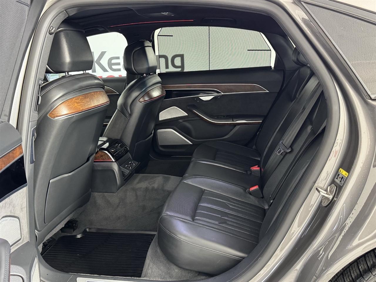 Audi A8 L 4.0 TFSI quattro 2021