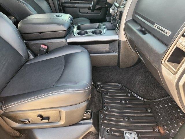 RAM 1500 Rebel Crew Cab SWB 4WD 2018