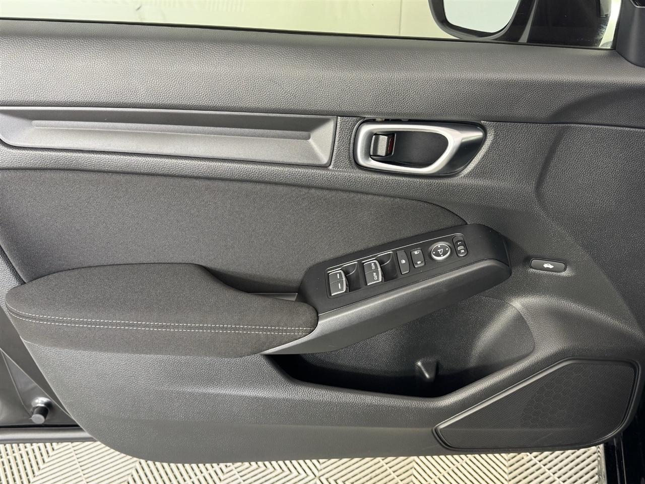 Honda Civic LX Sedan CVT 2026