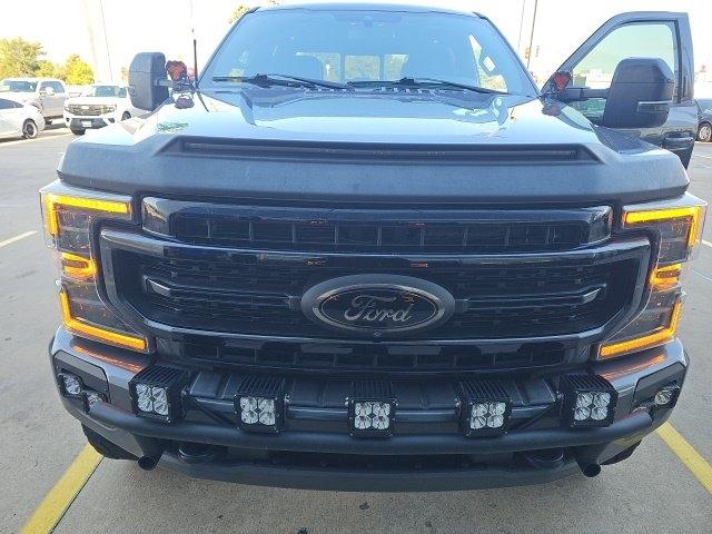 Ford F-250 SD Lariat Crew Cab 4WD 2022