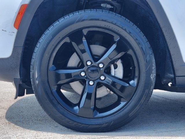 Jeep Grand Cherokee Laredo E 2WD 2023