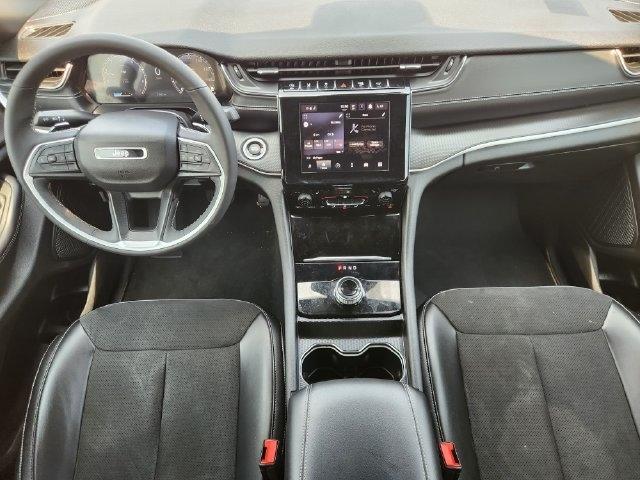 Jeep Grand Cherokee Laredo E 2WD 2023