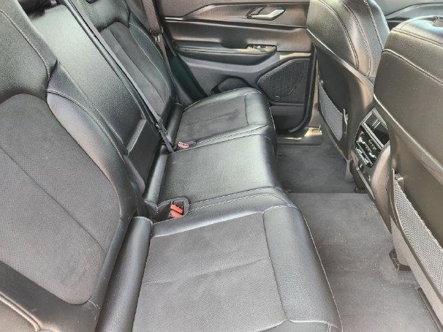 Jeep Grand Cherokee Laredo E 2WD 2023