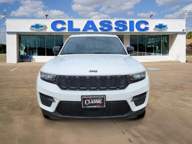 Jeep Grand Cherokee Laredo E 2WD 2023