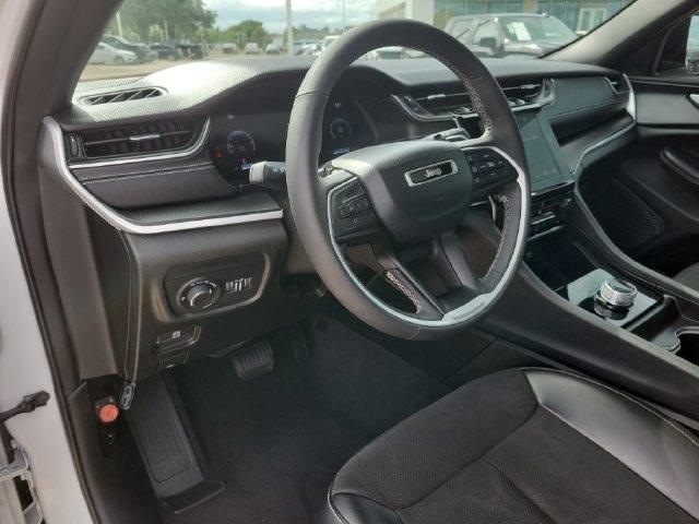 Jeep Grand Cherokee Laredo E 2WD 2023