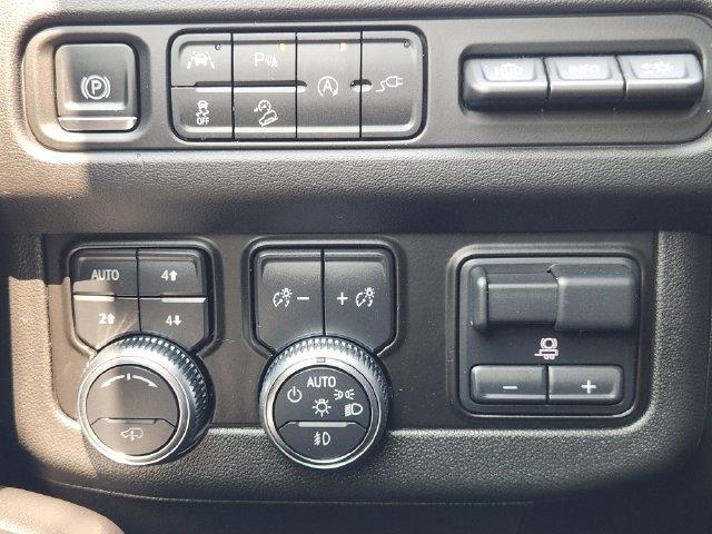 GMC Yukon XL AT4 2021