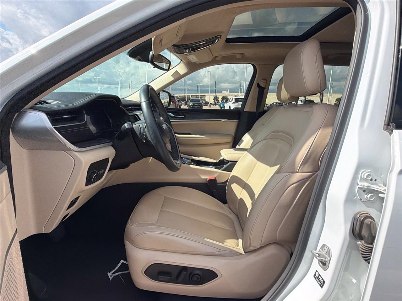 Jeep Grand Cherokee Limited 4WD 2021