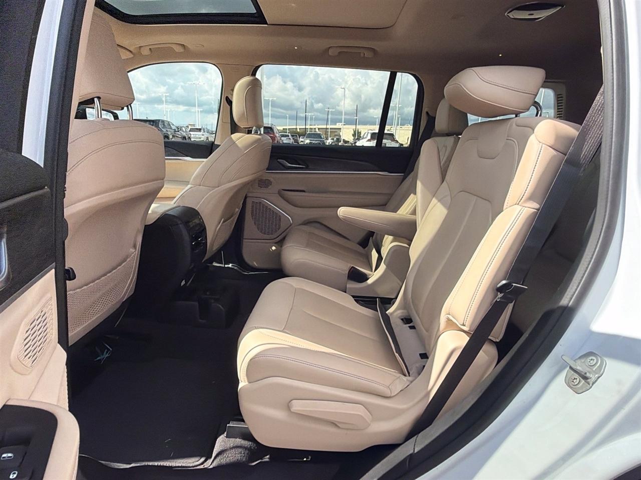 Jeep Grand Cherokee Limited 4WD 2021