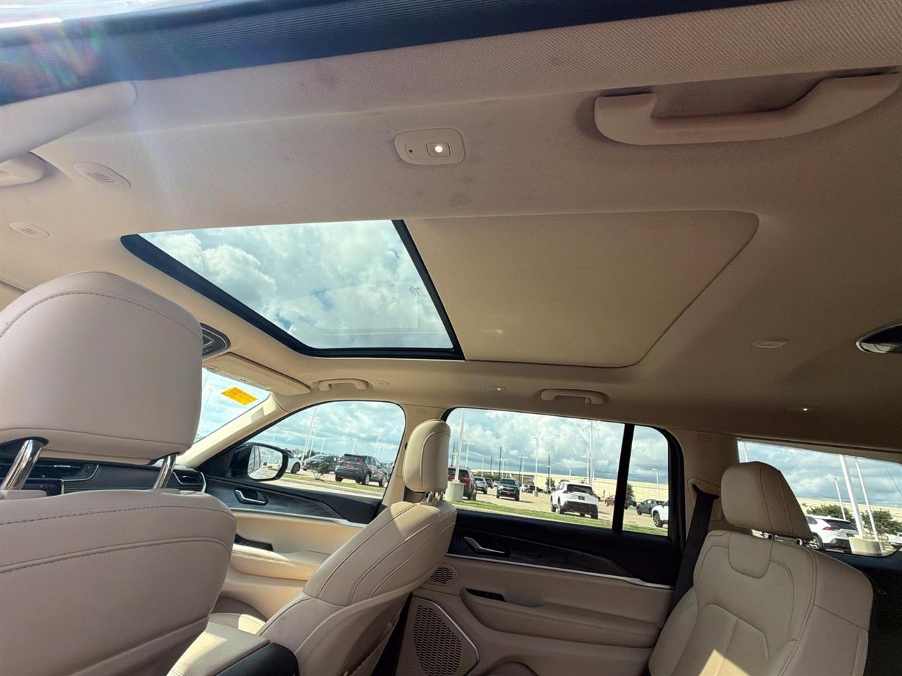 Jeep Grand Cherokee Limited 4WD 2021