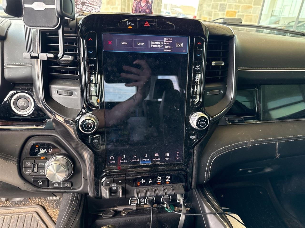RAM 1500 Limited Crew Cab SWB 4WD 2025