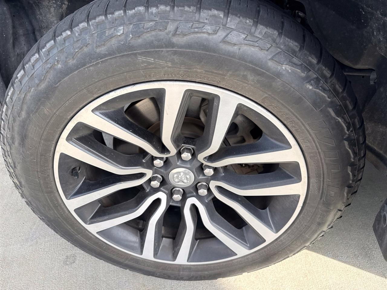 RAM 1500 Limited Crew Cab SWB 4WD 2025