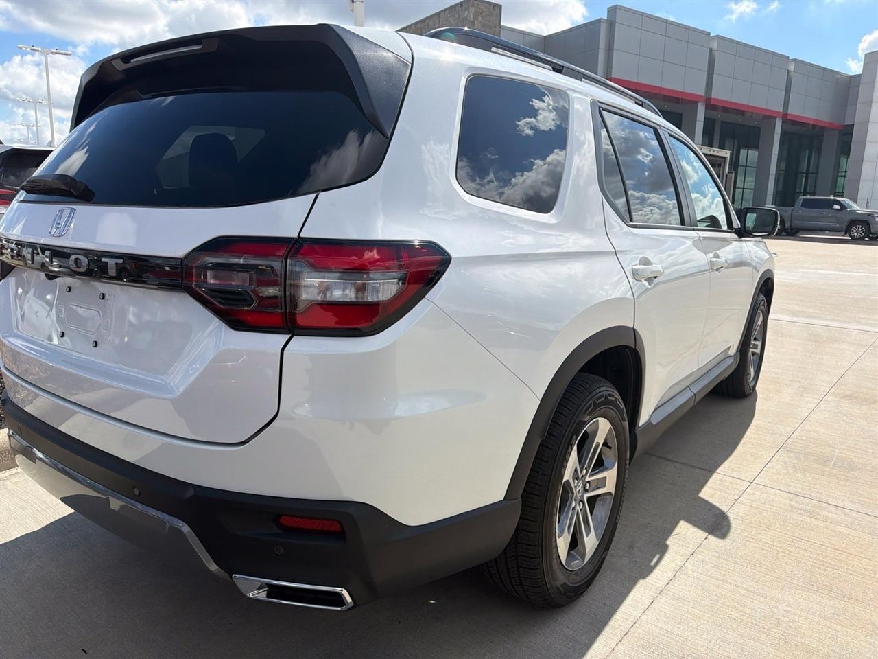 Honda Pilot EX-L 2WD 2026