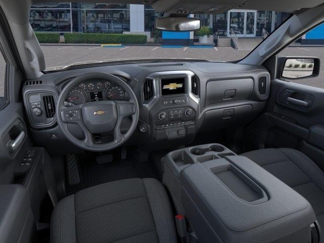 Chevrolet Silverado 1500 Custom Crew Cab 2WD 2026