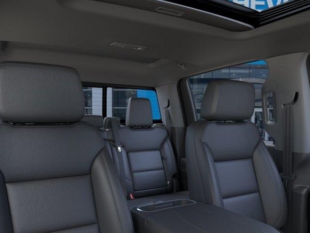 Chevrolet Silverado 1500 LTZ Crew Cab 4WD 2026