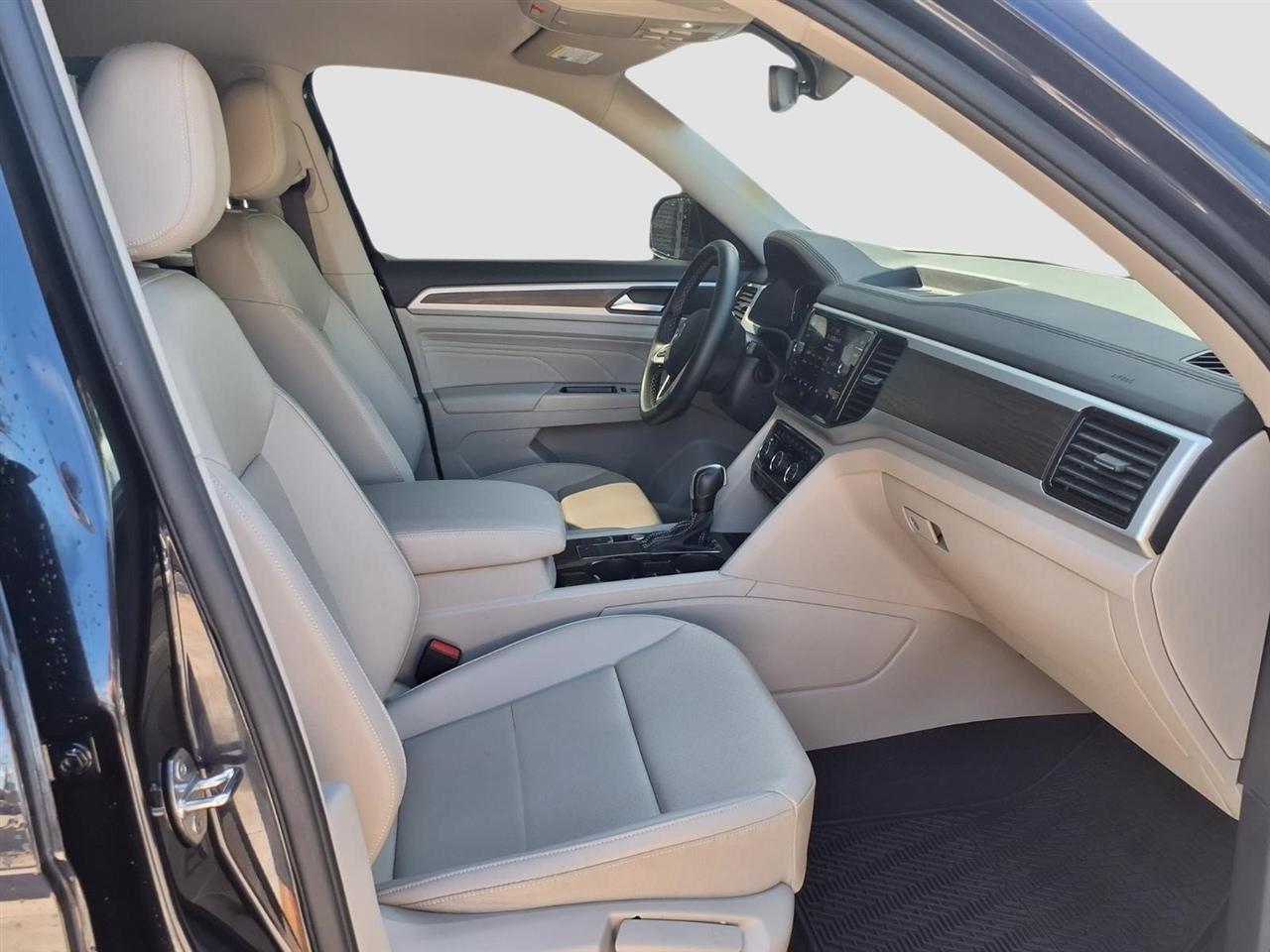 Volkswagen Atlas V6 SE w/Technology 2022