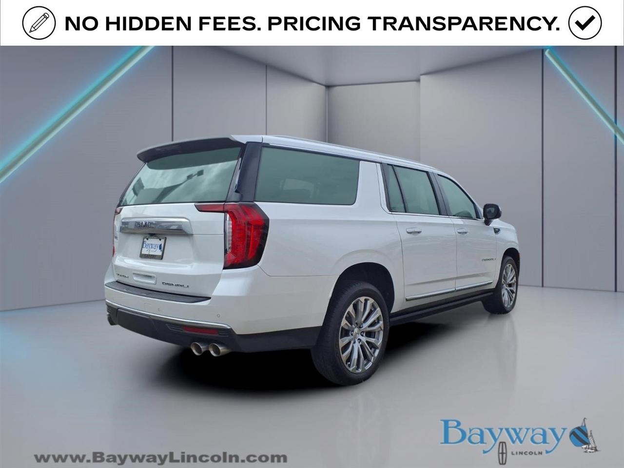 GMC Yukon XL Denali 4WD 2022