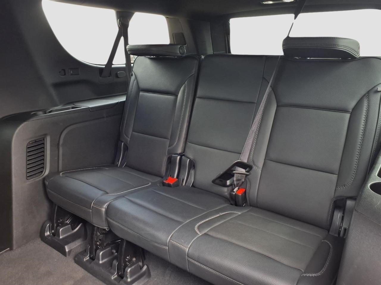 GMC Yukon XL Denali 4WD 2022