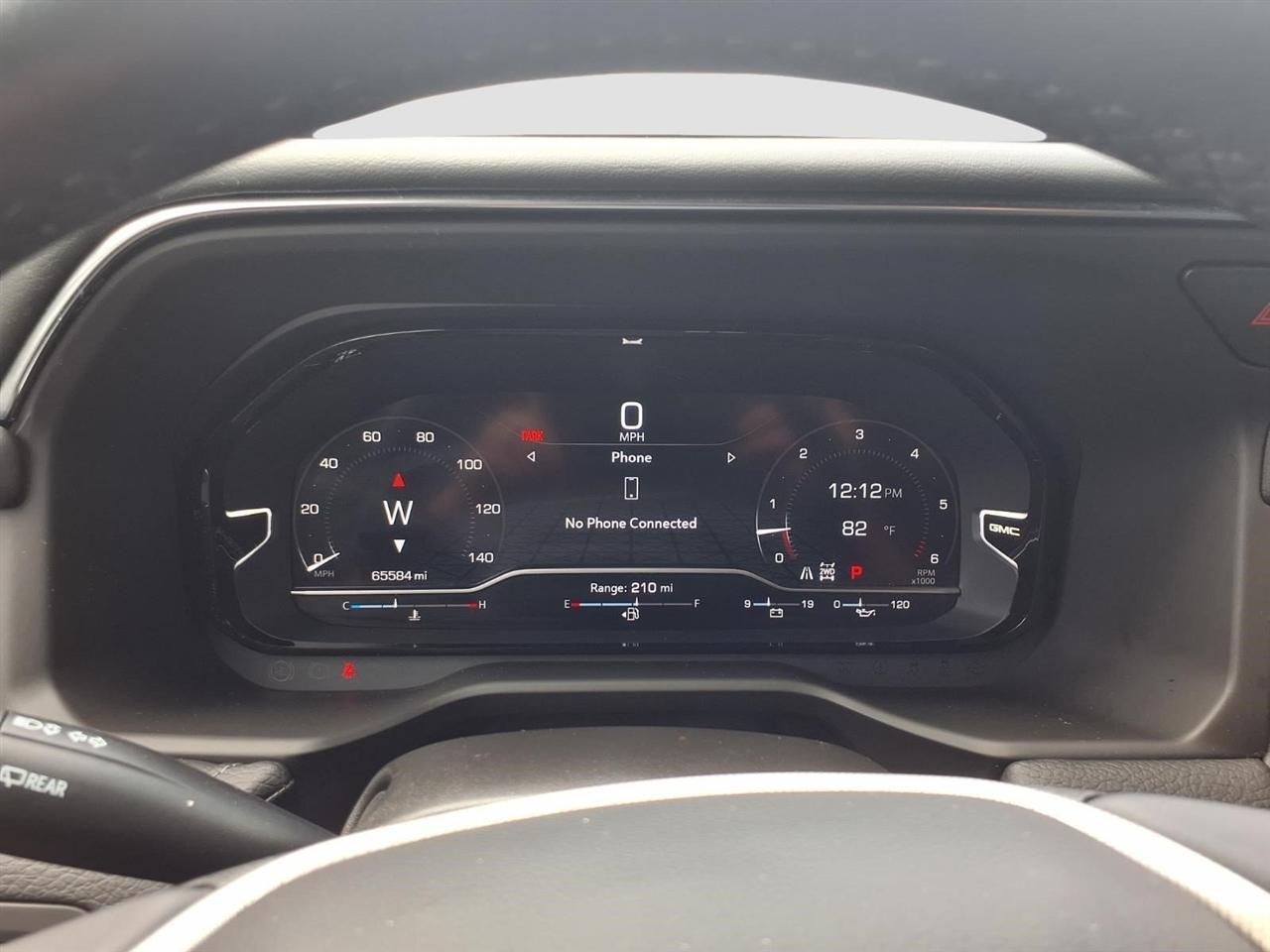 GMC Yukon XL Denali 4WD 2022