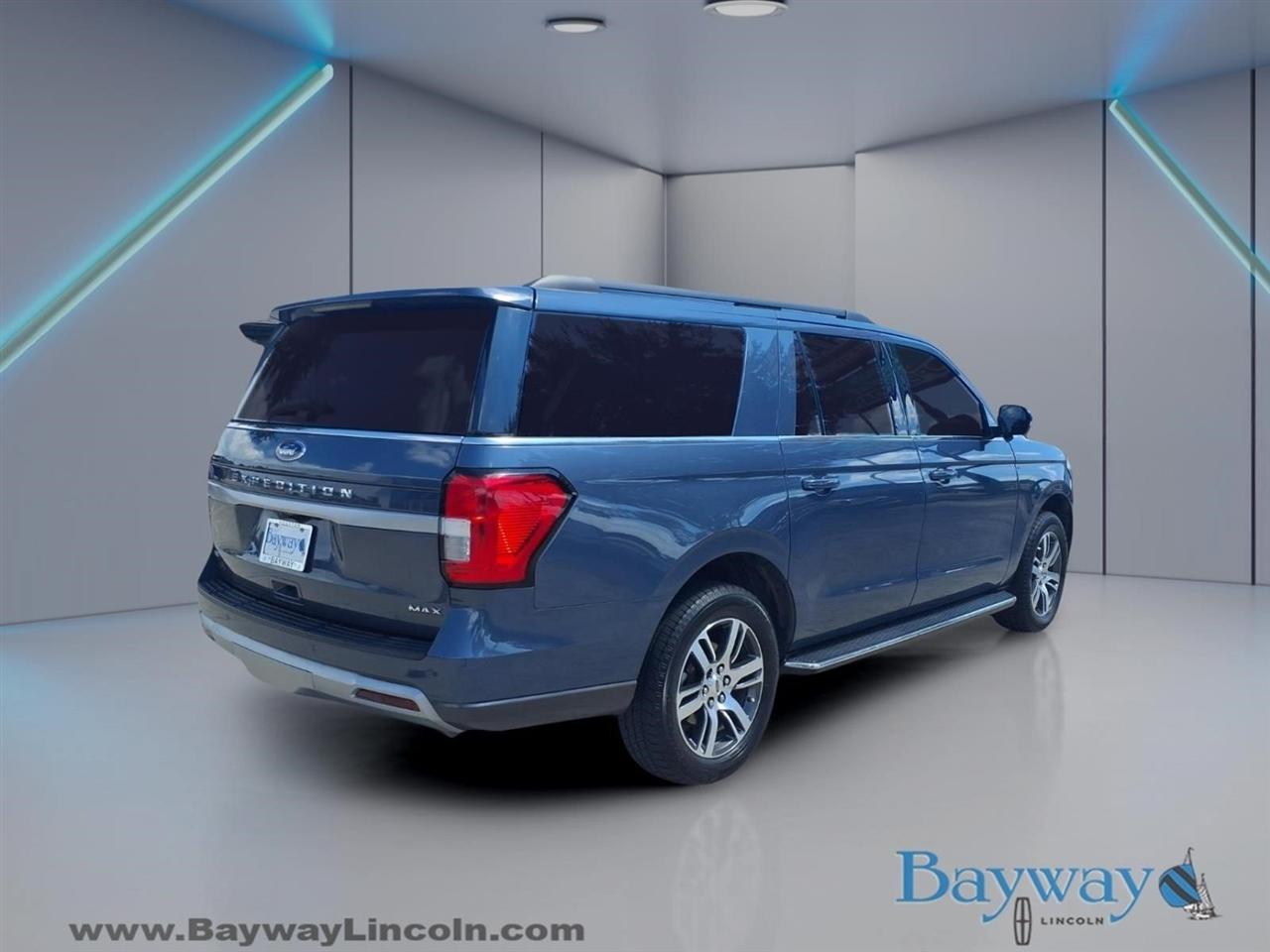 Ford Expedition MAX XLT 2022