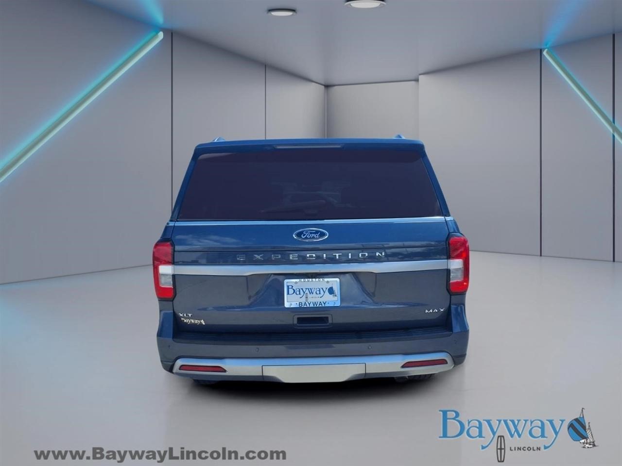 Ford Expedition MAX XLT 2022
