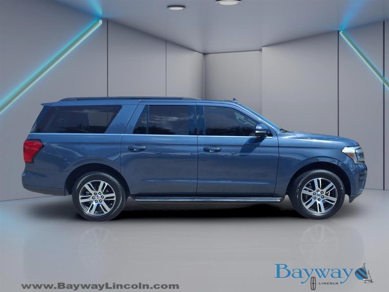 Ford Expedition MAX XLT 2022
