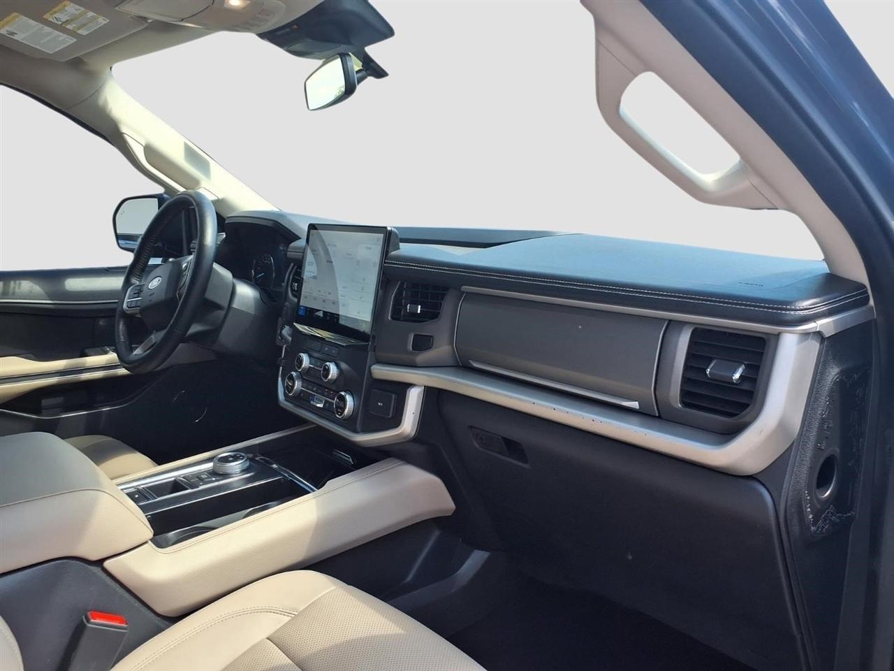 Ford Expedition MAX XLT 2022