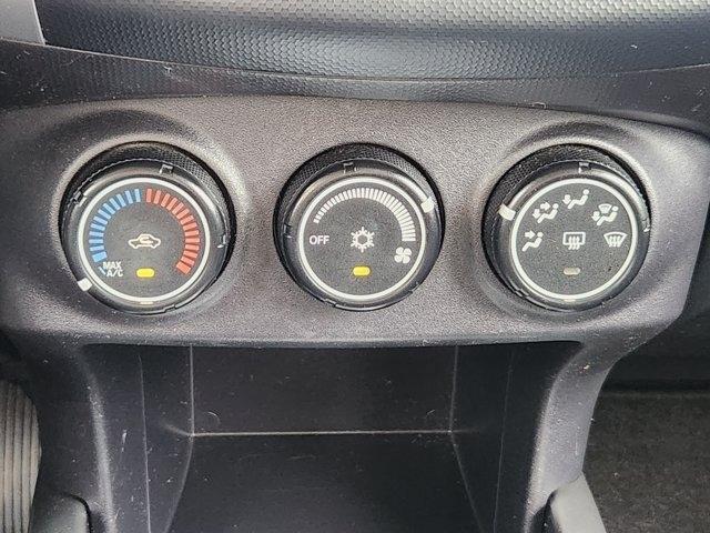 Mitsubishi Outlander ES 2WD 2010