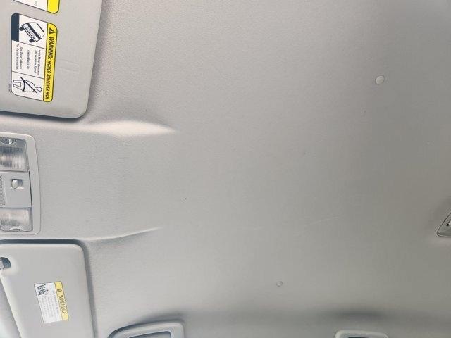 Mitsubishi Outlander ES 2WD 2010