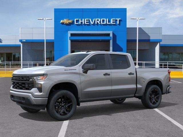 Chevrolet Silverado 1500 Custom Crew Cab 2WD 2026