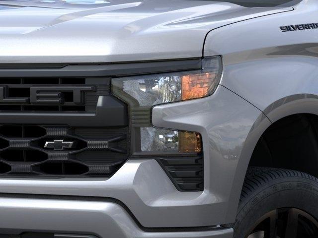 Chevrolet Silverado 1500 Custom Crew Cab 2WD 2026