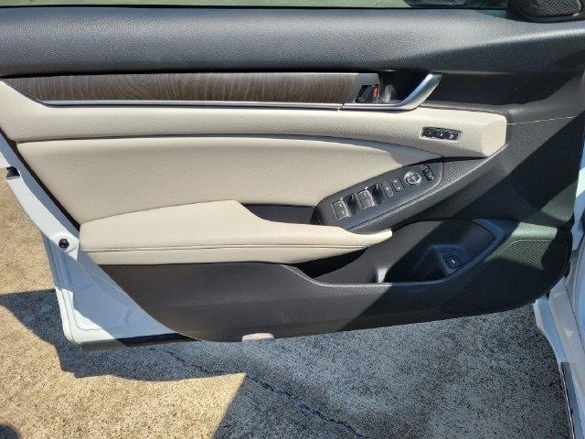 Honda Accord Touring 2.0T 2022
