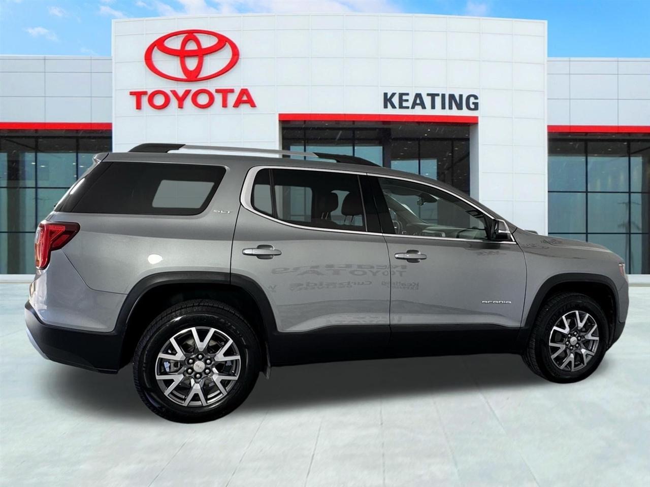 GMC Acadia SLT 2023