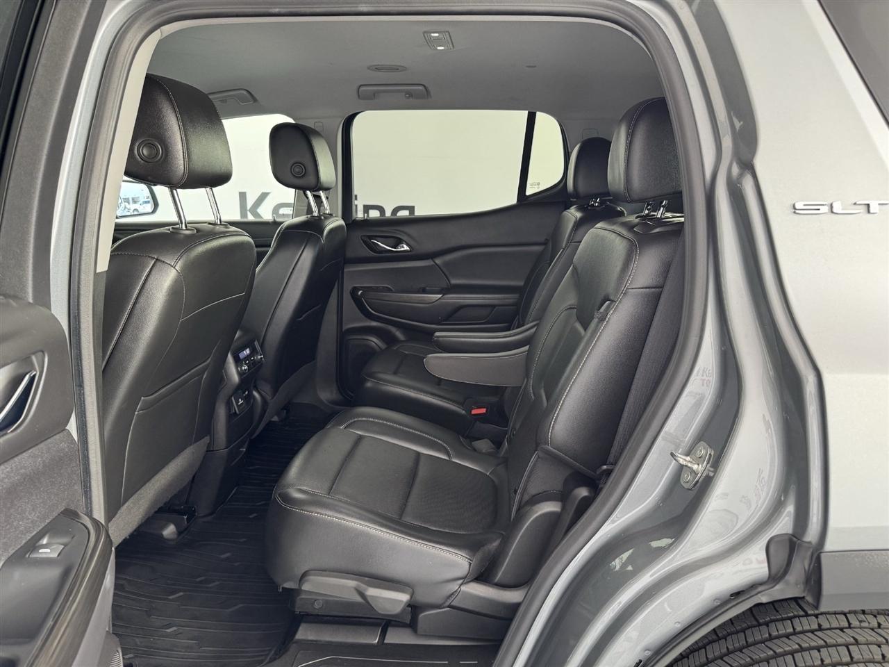 GMC Acadia SLT 2023