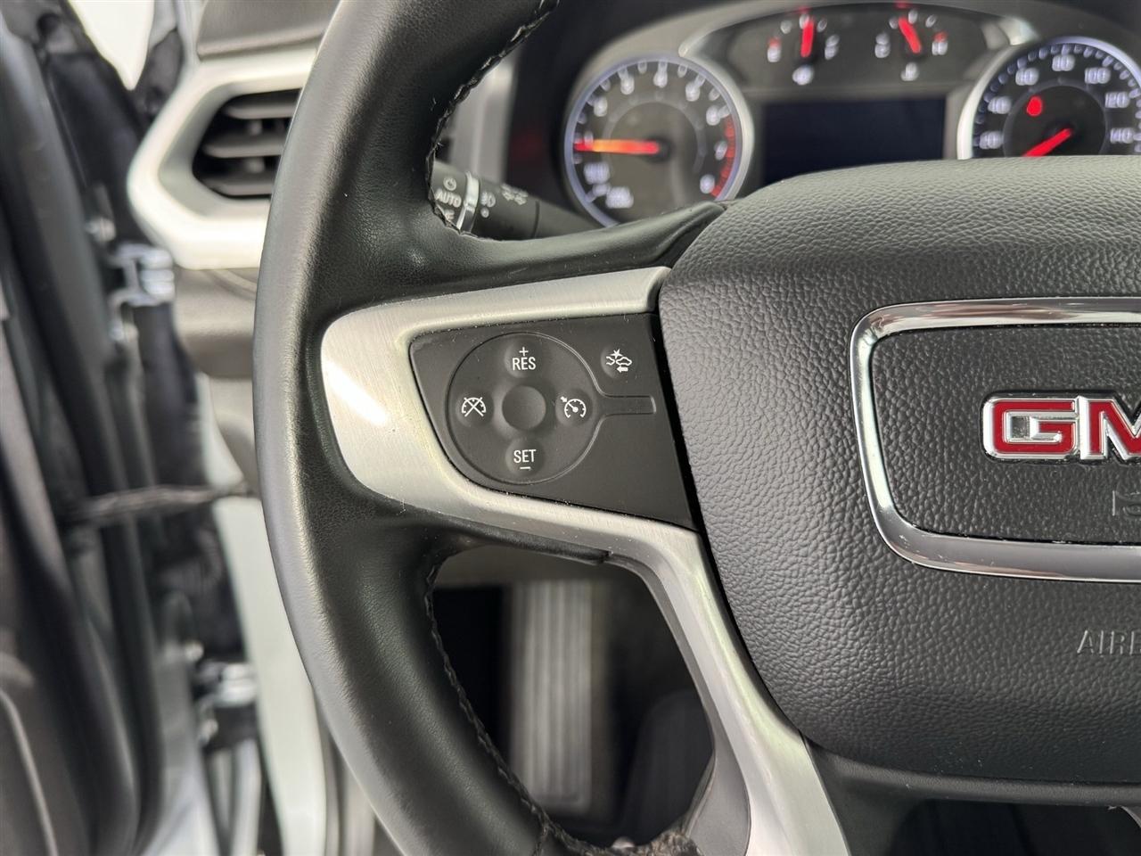 GMC Acadia SLT 2023