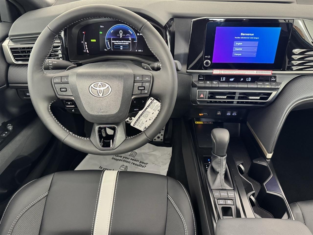 Toyota Camry Hybrid XLE 2026