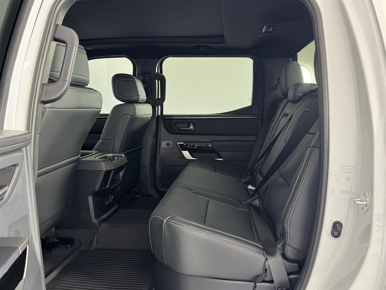 Toyota Tundra Limited CrewMax 2WD 2026