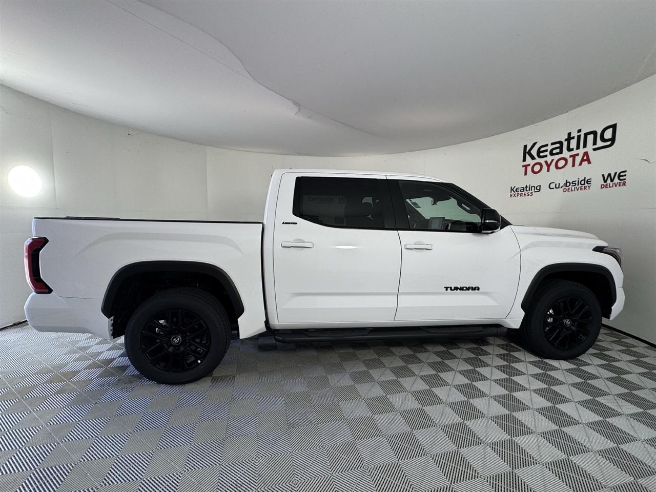 Toyota Tundra Limited CrewMax 2WD 2026